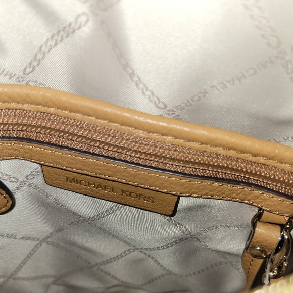 Michael Kors Acorn Brown backpack - Picture 13 of 14